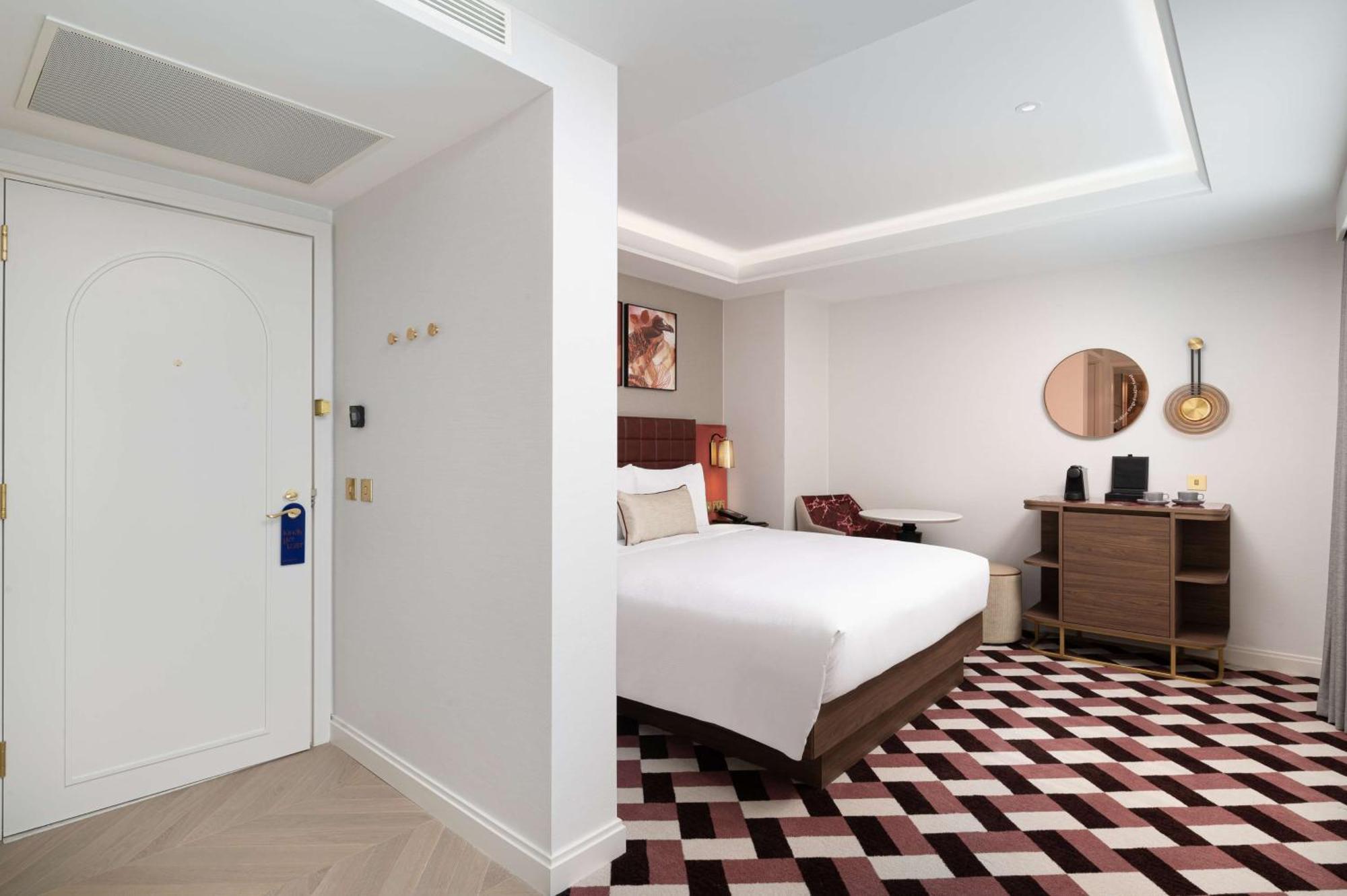 Lost Property St Pauls London, Curio Collection By Hilton Екстер'єр фото