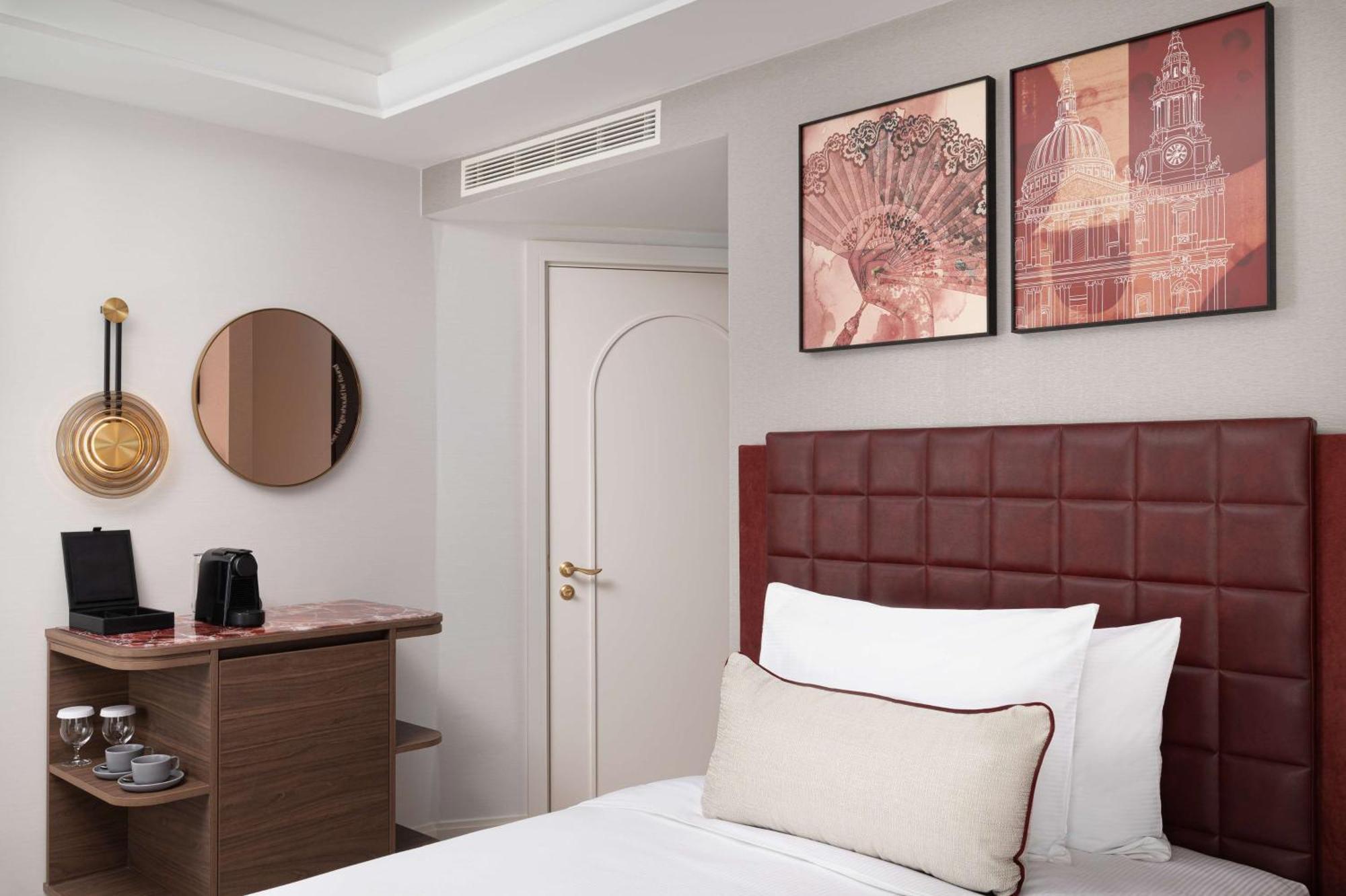 Lost Property St Pauls London, Curio Collection By Hilton Екстер'єр фото